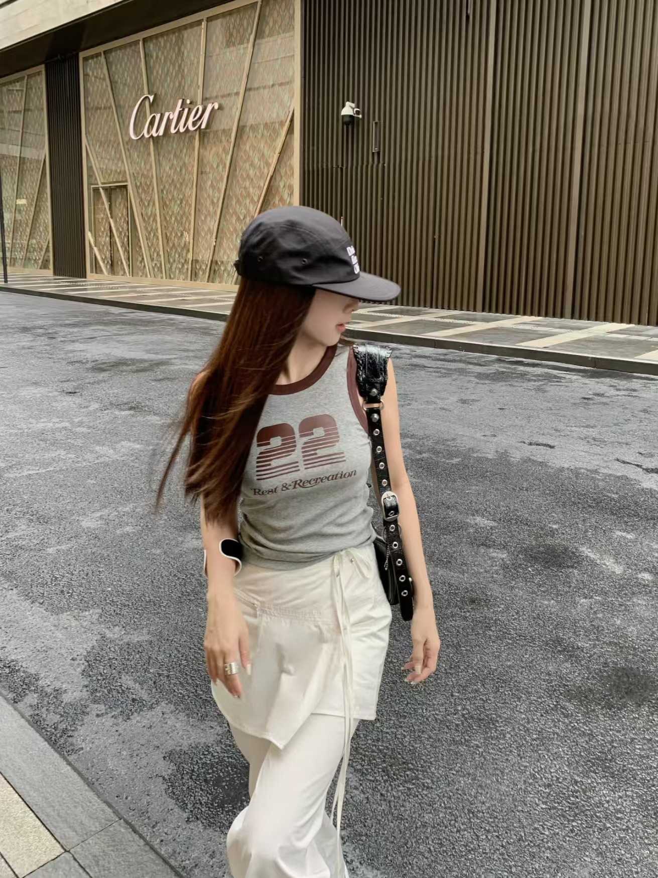 Res's Contrast Number 22 Printed Bottom Layer Vest American Hottie Pretty Girl Vintage Busty Short Sleeve Crew Neck T-Shirt L250626