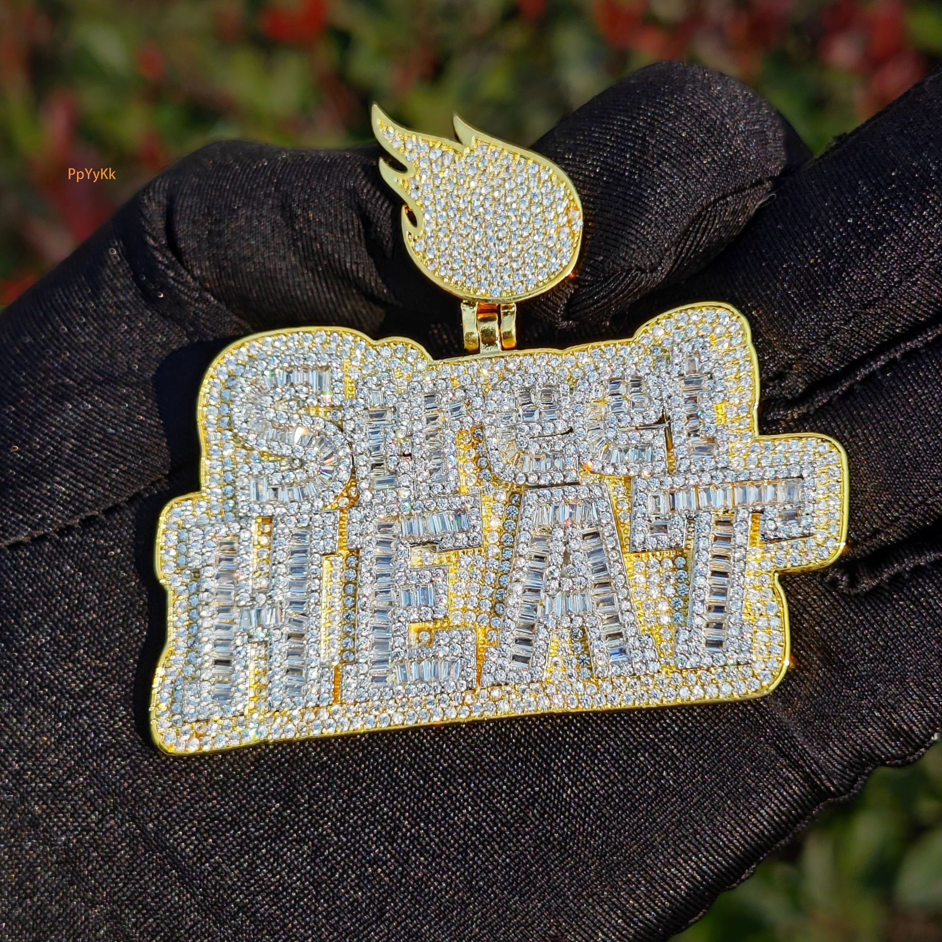 Men Trendy Hip Hop Letter Pendant Fireball Clasp Necklace Iced Out Bling Bling VVS Moissanite Diamond Jewelry Full Paved Necklace Passes the Diamond T