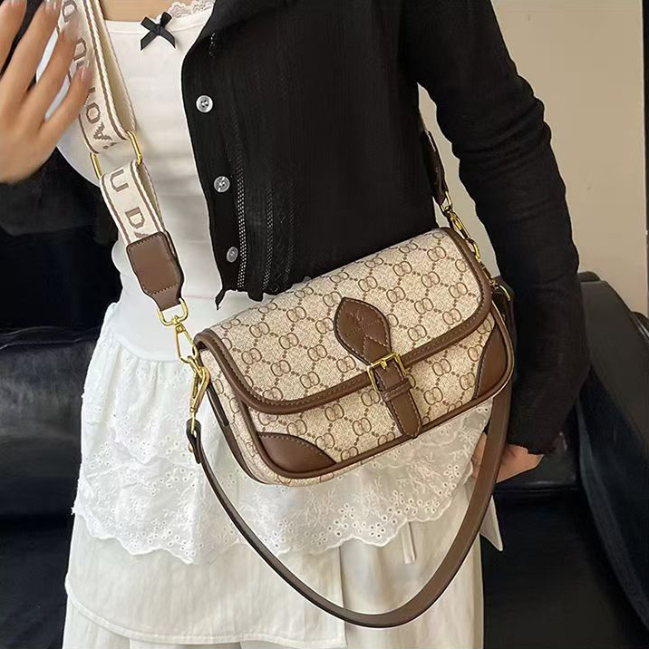 Designer Bags woman High appearance commuting small bag popular trend small square bag new fashionable