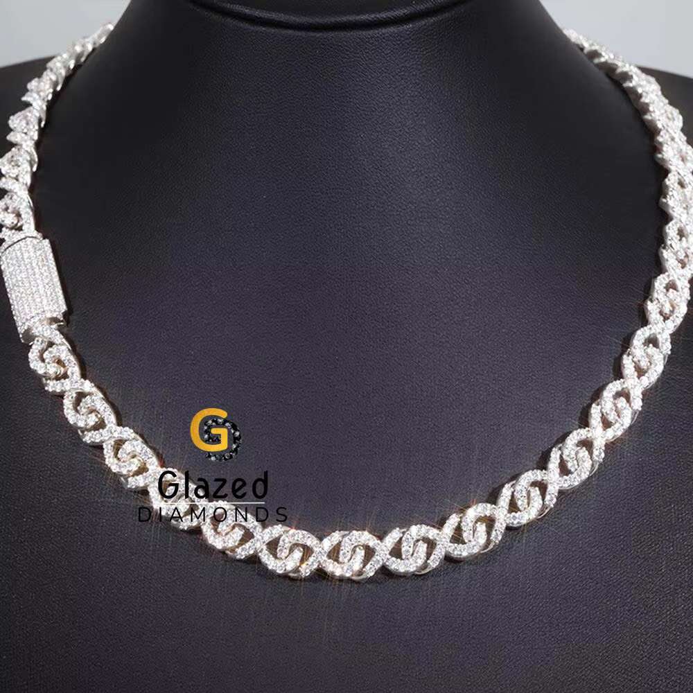 Wear Stylish and Elegant Cuban Link Chain That Suits Everyone and Shows Amazing Design in 925 Sterling Silver Moissanite Diamond