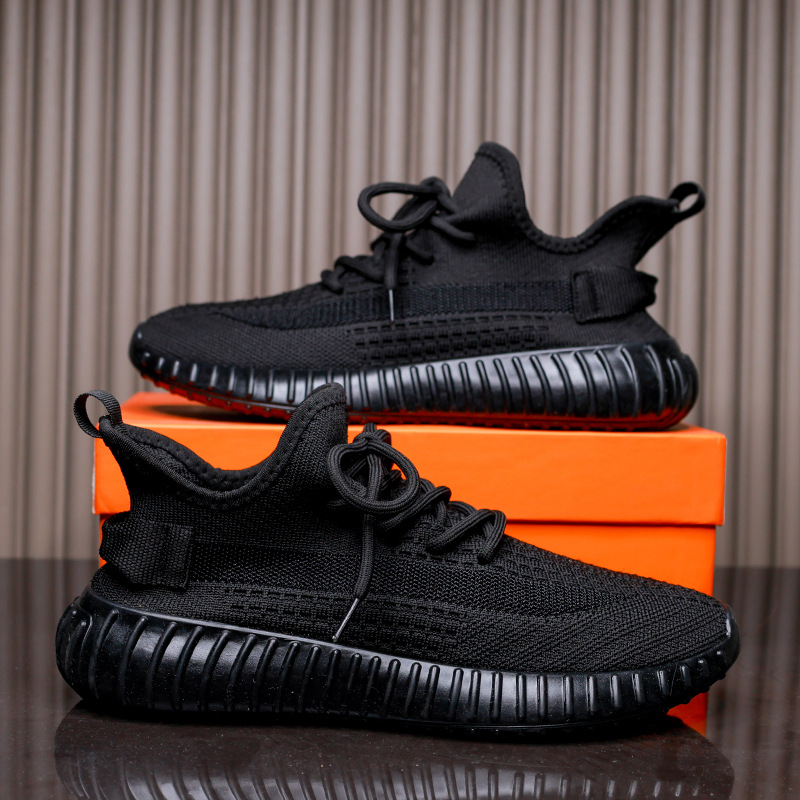 Designer Outdoor Sneakers Fashionable Luxury Casual Shoes Men Women New Fly-knit Sneakers Global Sports Equipment Mesh Breathable Thin Running Shoes S