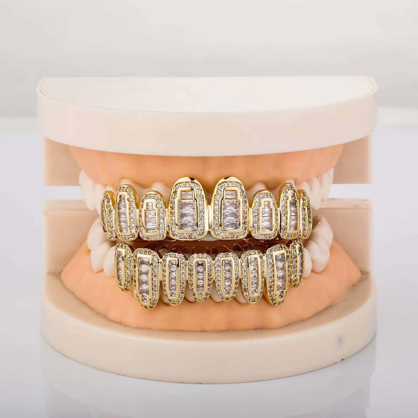 18K Gold Plated Iced Out Diamond CZ Baguette Cubic Zircon Grillz Teeth Halloween Rapper Jewelry Dental Grills Body Jewelry TypeOACOCA