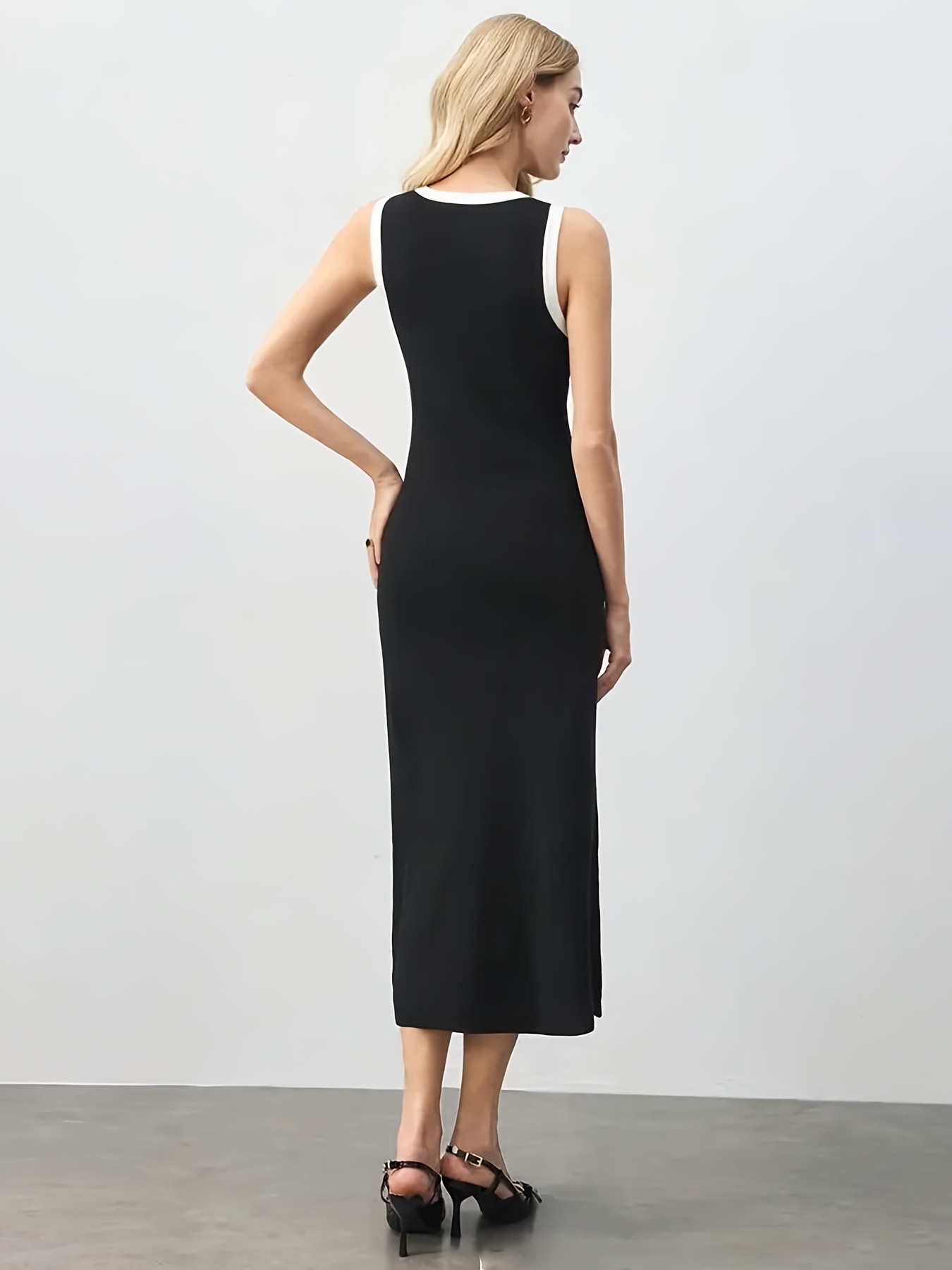 S626Women's knitted dress elegant sleeveless button dress long skirt