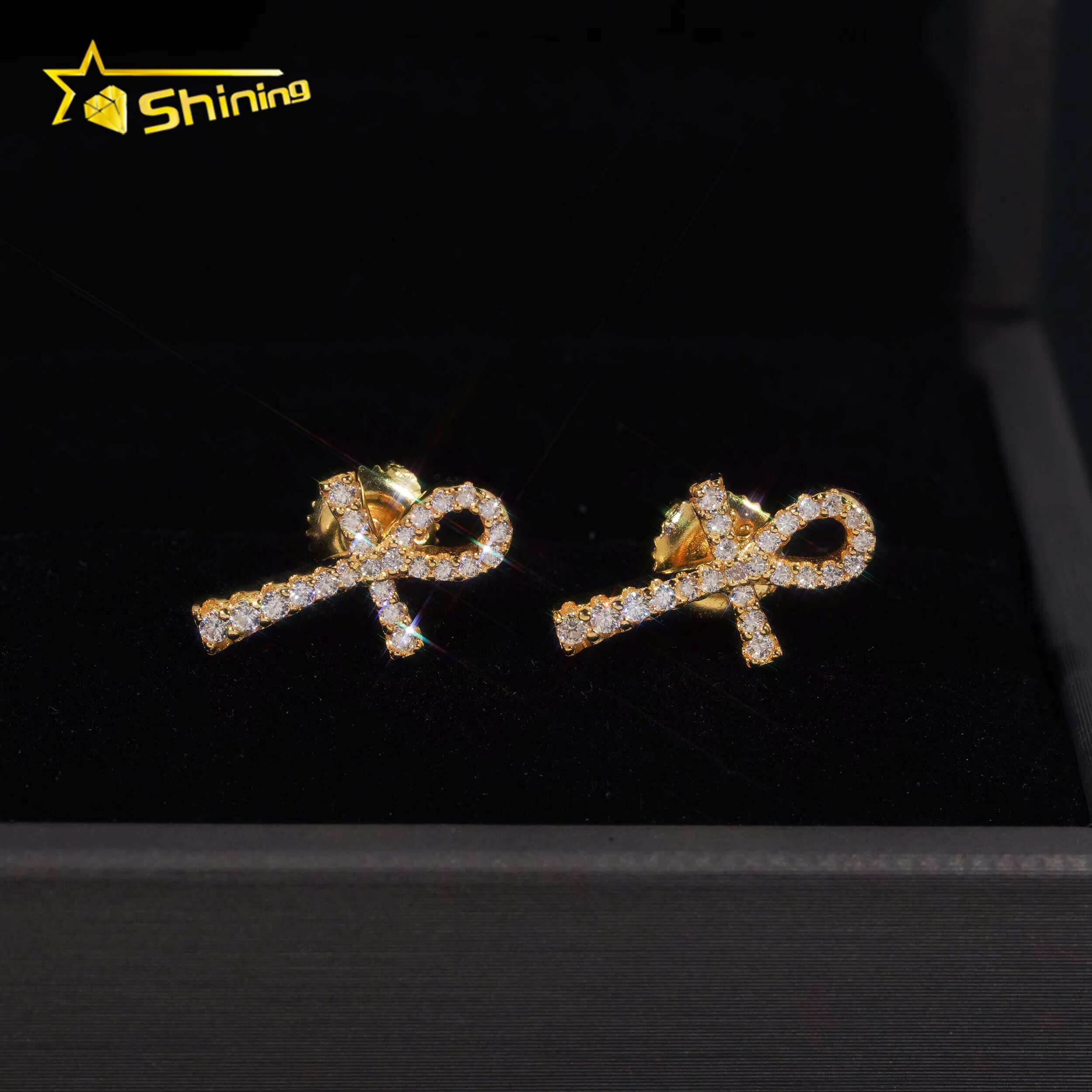 Ready to Ship Hip Hop Jewelry 925 Sterling Silver Gold Plated Iced Out Moissanite Men Cross Stud Earrings With GRA