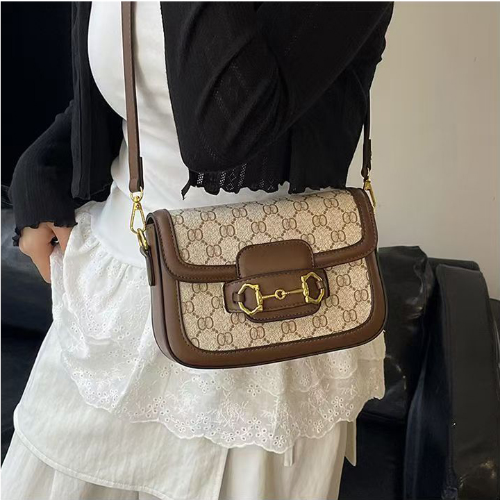 Designer Bags woman High appearance commuting small bag popular trend small square bag new fashionable versatile single shoulder best-selling