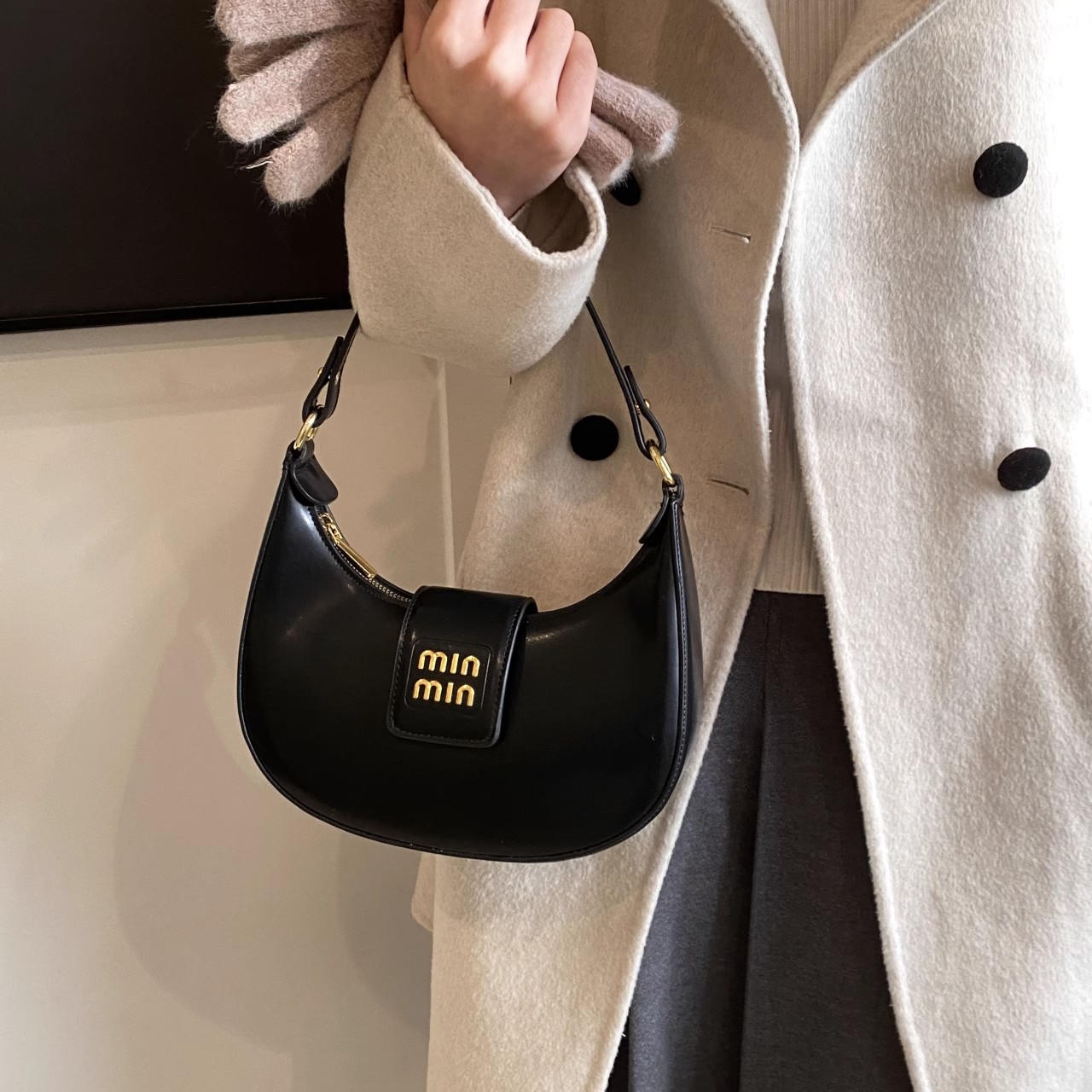 Designer bag shoulder bag handbag armpit bag high-quality women's handbag wallet leather metal badge homeless bag crossbody bag black classic arm
