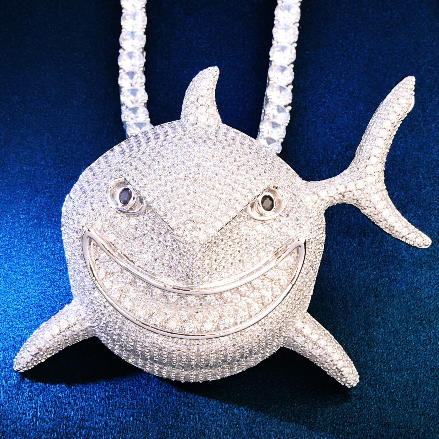 Luxury Moissanite New Iced Out Big Shark Diamond Studded Pendant Necklace Hip Hop Men's Trendy Streetwear Accessory Passes the Diamond Tester