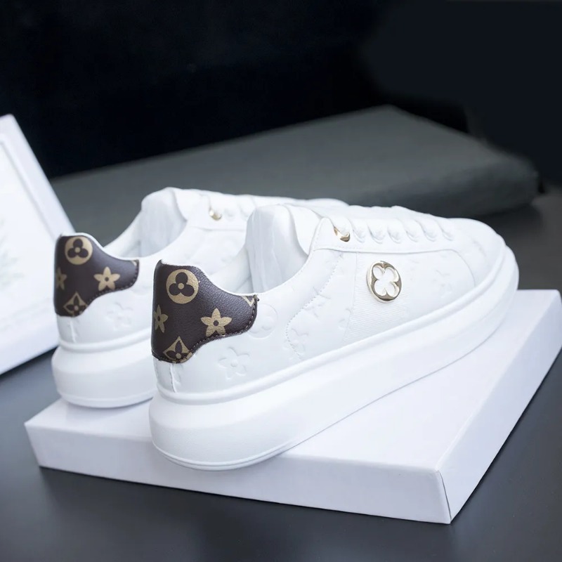 New style couple white shoes men casual printed matching color skate shoes thick sole lightweight comfortable sports shoes fashionable men wear free s