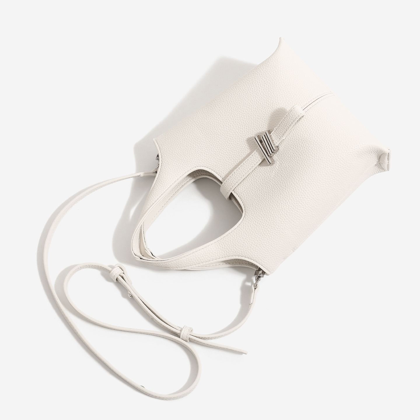 Trendy Single Tote Bag with Large Storage Space Casual & Stylish Design with Detachable strap