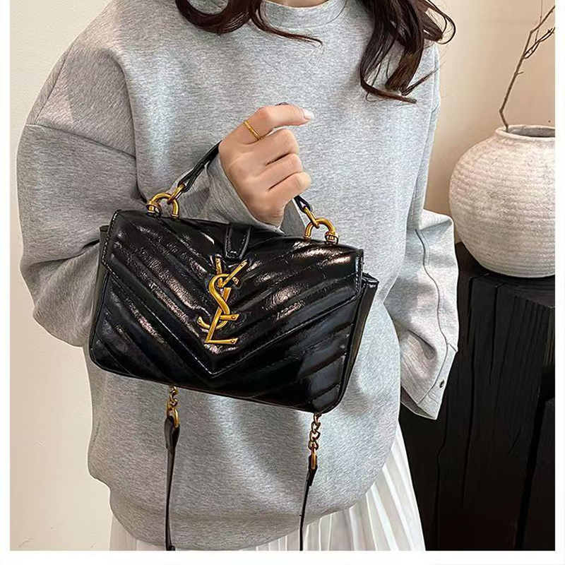 Designer bag women's bag fashionable small handbag shoulder bag underarm handbag crossbody bag easy to match for daily wear high-capacity bag