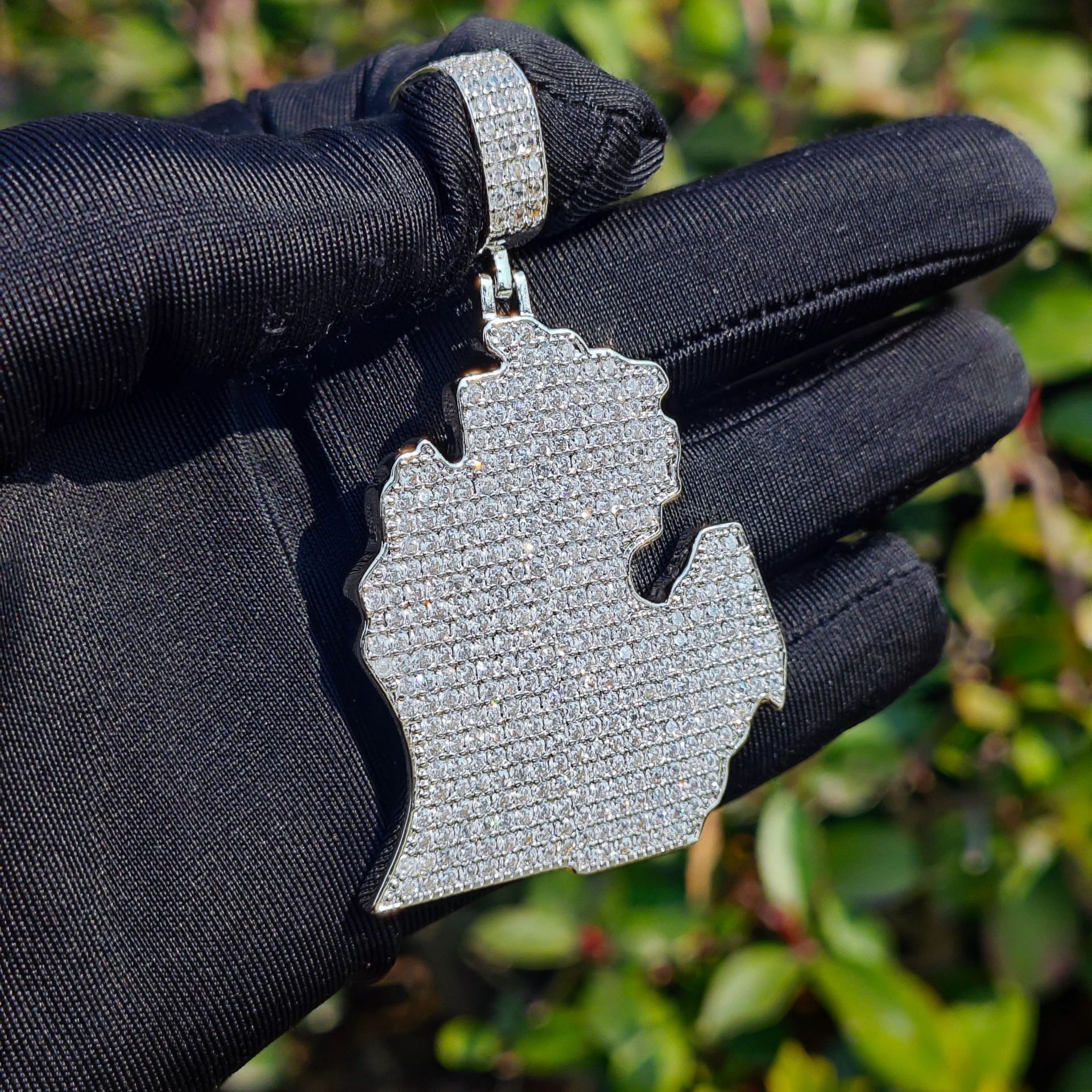 Continent Map Pendant VVS Moissanite Iced Out Bling Hip Hop Versatile Necklace Accessory Passes the Diamond Tester