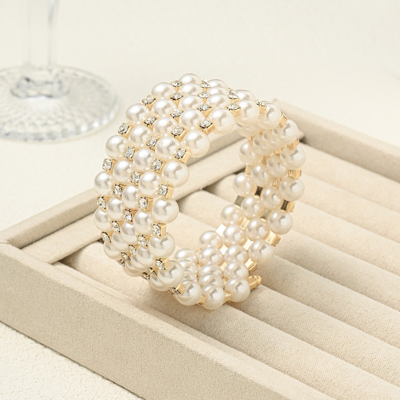 Womens Elegant Multilayer Stackable Pearls & Diamonds Stretch Band Jewelry