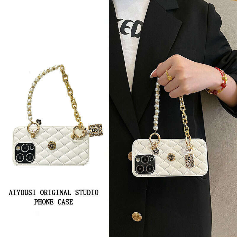 High-end Chanel-style Leather Camellia Handbag Chain Compatible with Apple 16 Pro Max Crossbody 15 Phone Case 14 PM