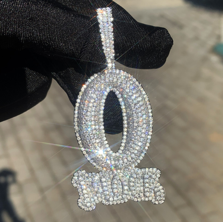 Luxury VVS Moissanite Iced Out Hip Hop Edgy O-shaped BLOCK Letter Pendant Creative Bling Trendy Necklace Jewelry Passes the diamond tester