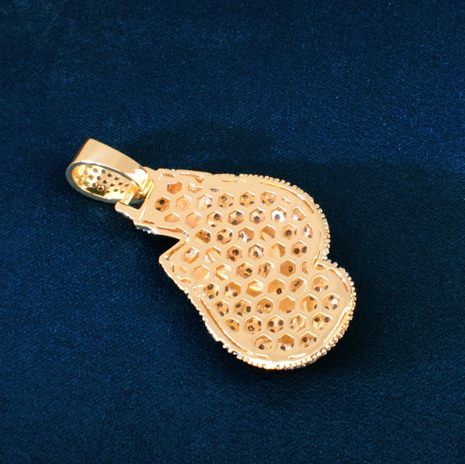 Luxury Moissanite Iced Out Boxing Glove Pendant Necklace Individual Creative Hip Hop Streetwear Accessory Pass the diamond tester