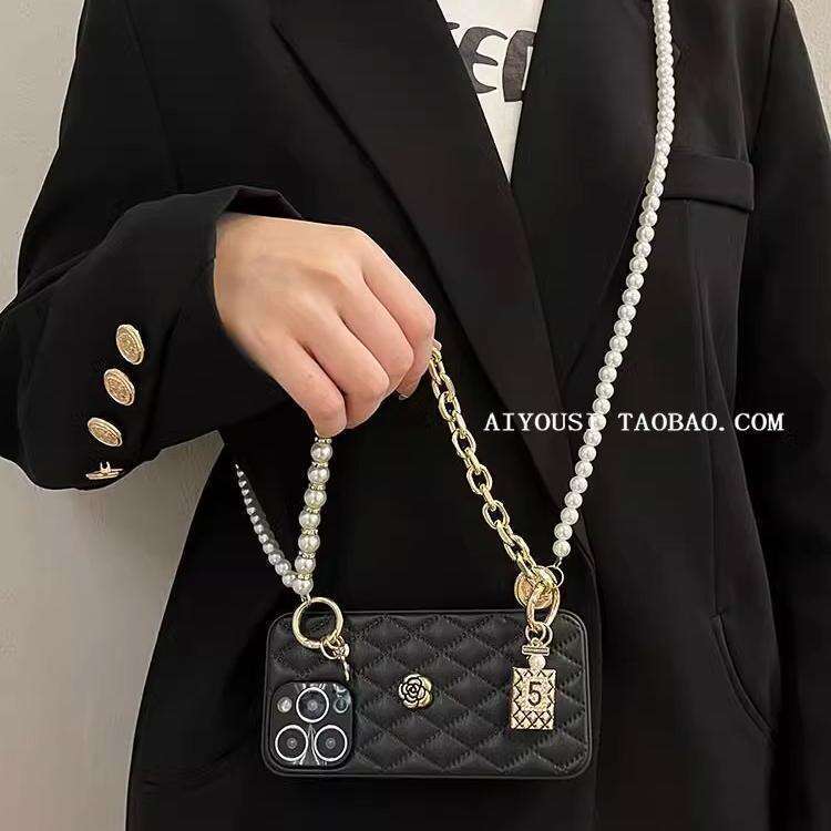 High-end Chanel-style Leather Camellia Handbag Chain Compatible with Apple 16 Pro Max Crossbody 15 Phone Case 14 PM