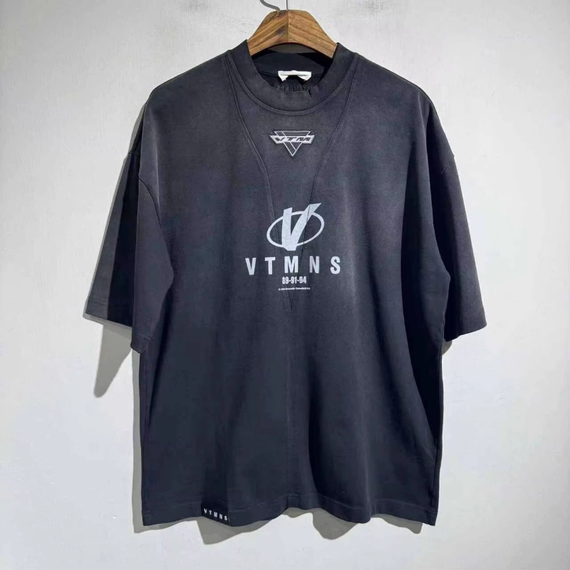 2025ss Distressed Short-sleeved T-shirt Oversized Cotton T shirt Tops Tees