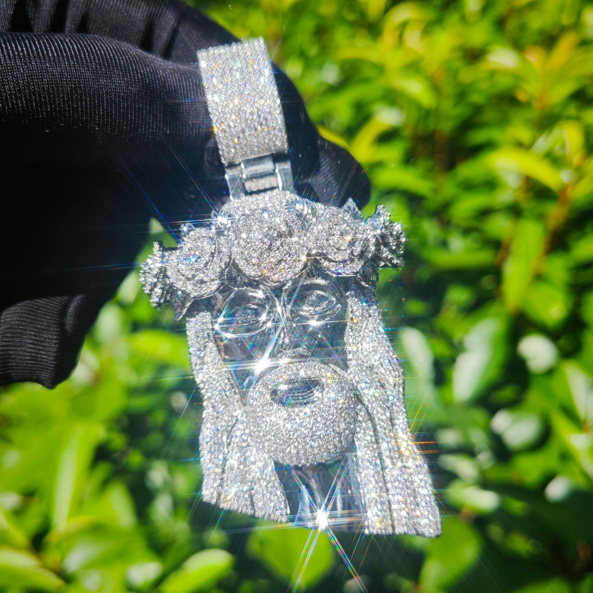 Unique Jesus Rose Design Hip-Hop Men's Pendant Street Fashion Zircon Necklace Pass the diamond tester