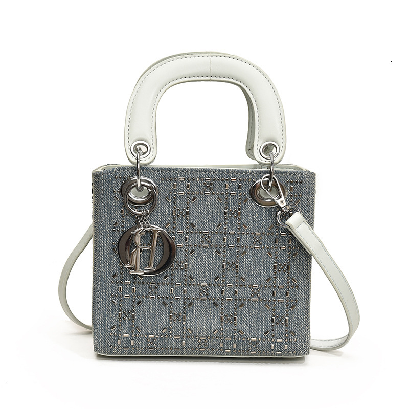 High-end Designer Brand Bag High-quality Stylish Bag 2025 New Trend Large Capacity Crossbody Bag Elegant Commuter Handbag Shoulder Bag