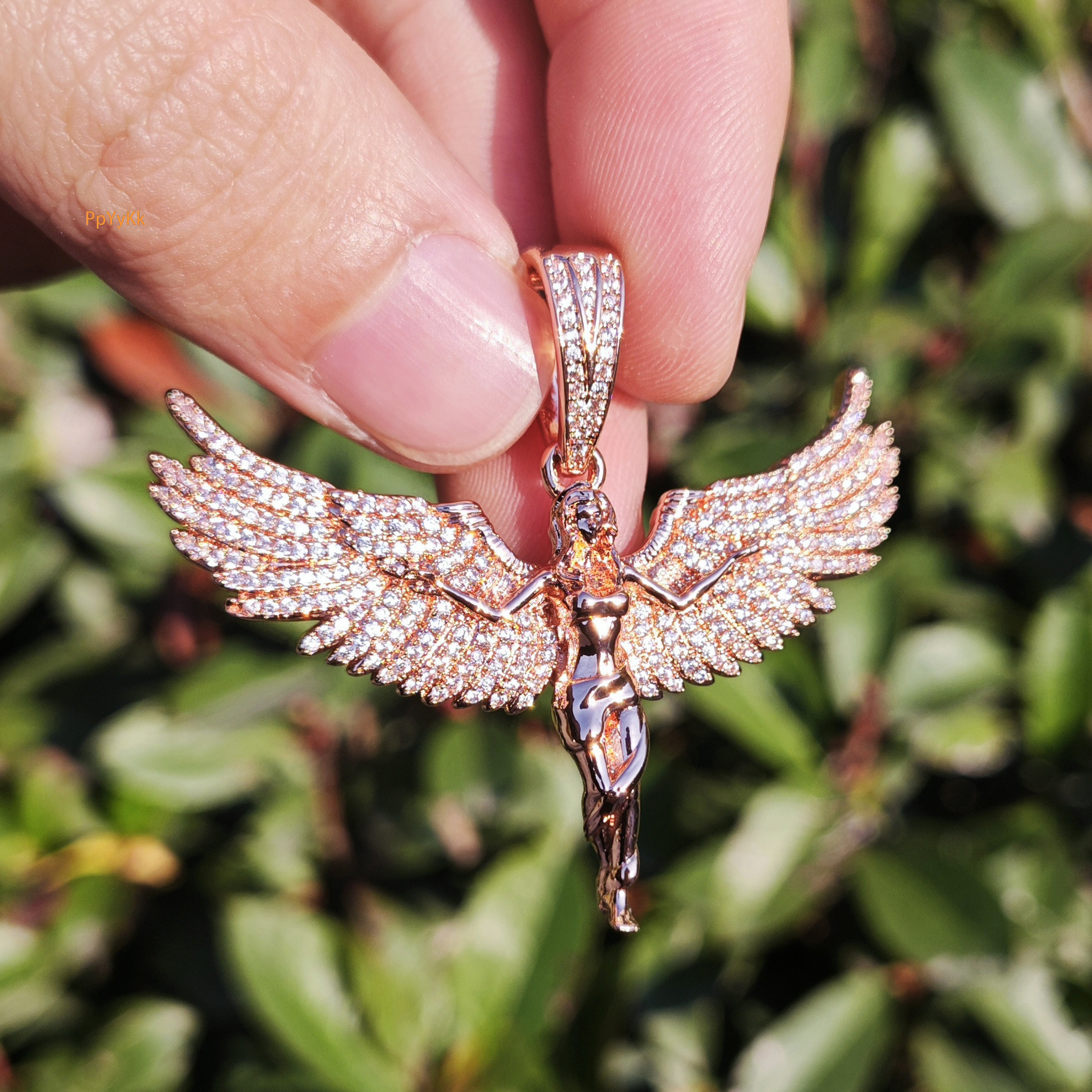Iced Out Sexy Angel Pendant Hip Hop Streetwear Versatile Trendy Wings Diamond Encrusted Moissanite Charm Necklace Passes the diamond tester