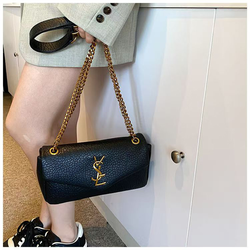 Designer bag women's bag fashionable small handbag shoulder bag underarm handbag crossbody bag easy to match for daily wear 2025