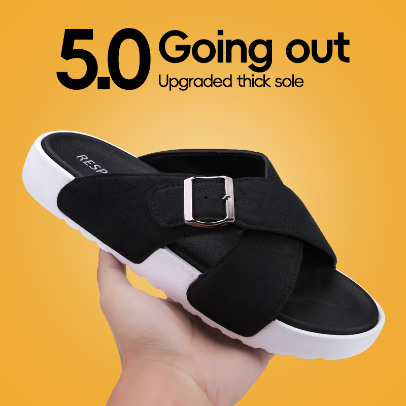 Leather sandals for men and women; indoor and outdoor slippers for men977-1