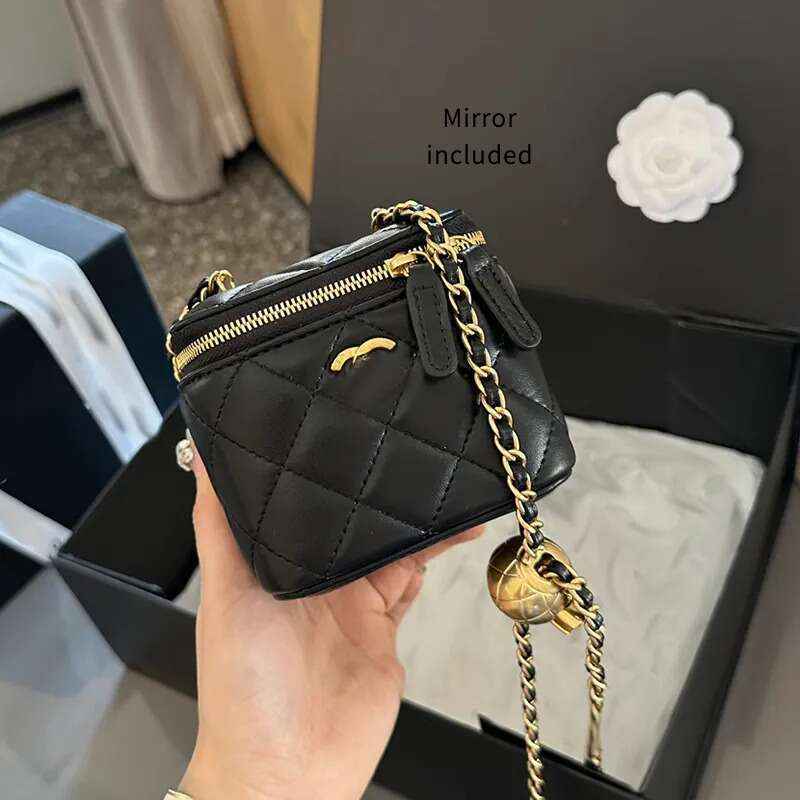 designer mirror Women makeup bag High Quality Sheepskin 10a Lattice Handle Vanity Box Tote Bags Crossbody Shoulder Cosmetic Case handbag