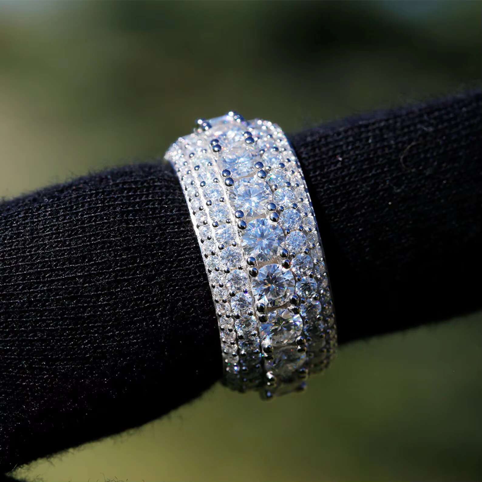 Custom Hip Hop Iced Out Moissanite 925 Silver Ring Dazzling Sparkly Diamond Eternity Band Ring for Men Engagement Wedding Gift