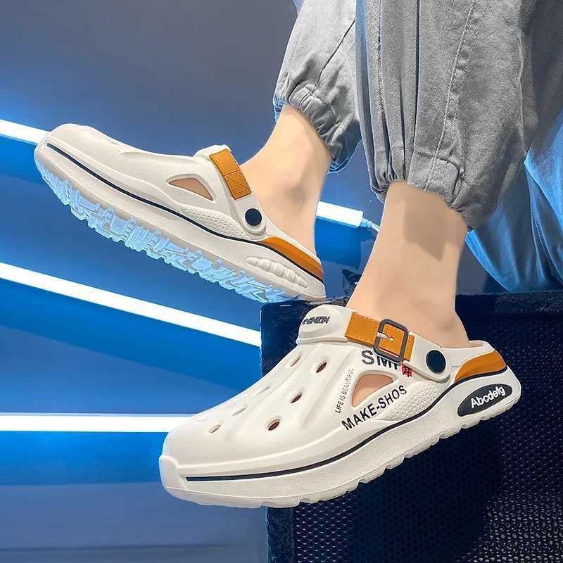 2025 Hot S Sandals Men Beach Thick Sole Anti-Slip Water Shoes for Women Classic Men Sneakers Sandal Outdoor 38-45 Y250626