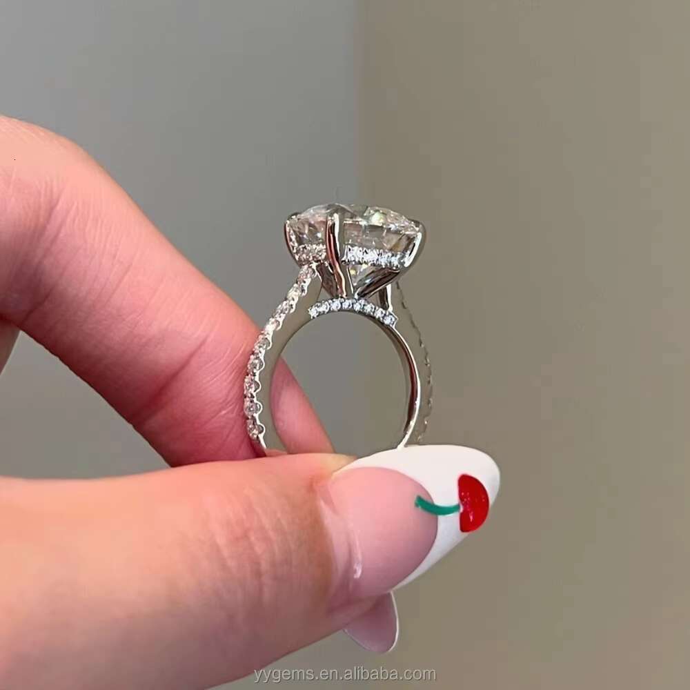 Luxurious 4 CT Round Diamond Ring 14K Solid White Gold 4 Prongs Moissanite Wedding Engagement Rings Jewelry Women