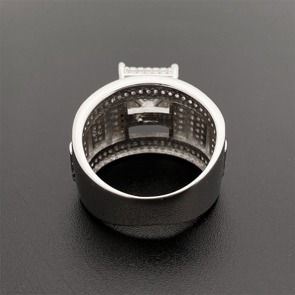 Classic Hip Hop Fire Jewelry Iced Out VVS1 Moissanite Shining Diamond Man Ring