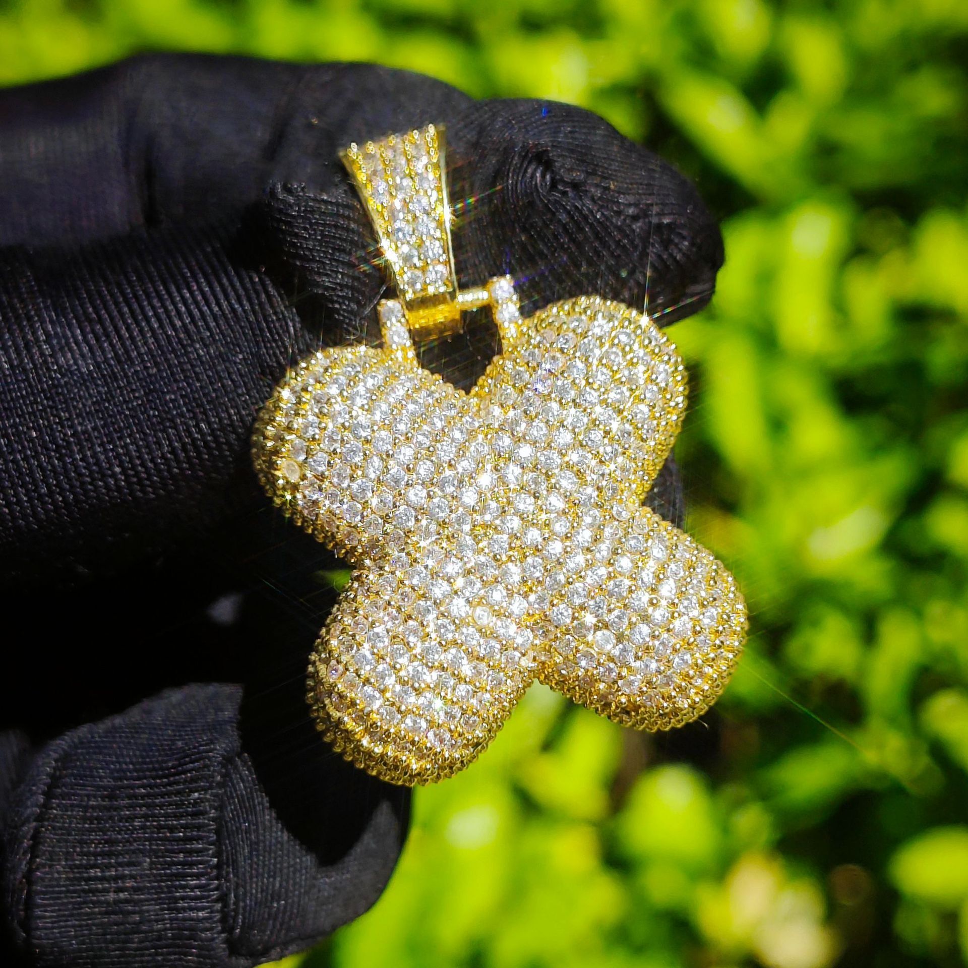 Men Hip Hop Trendy Classic Design Letter Pendant Real Gold Plated Iced Out Bling Bling Personalized Alphabet Versatile Jewelry Passes the diamond test