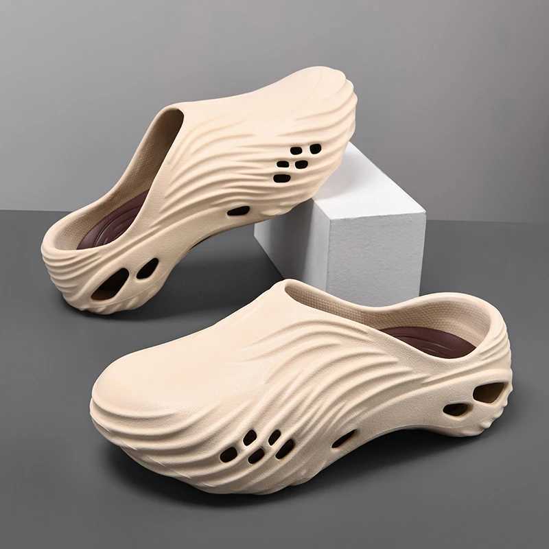 2025 Summer New Mens Sandals Slippers Light EVA Slippers Anti-slip Wear Outdoor Beach Shoes Y250626