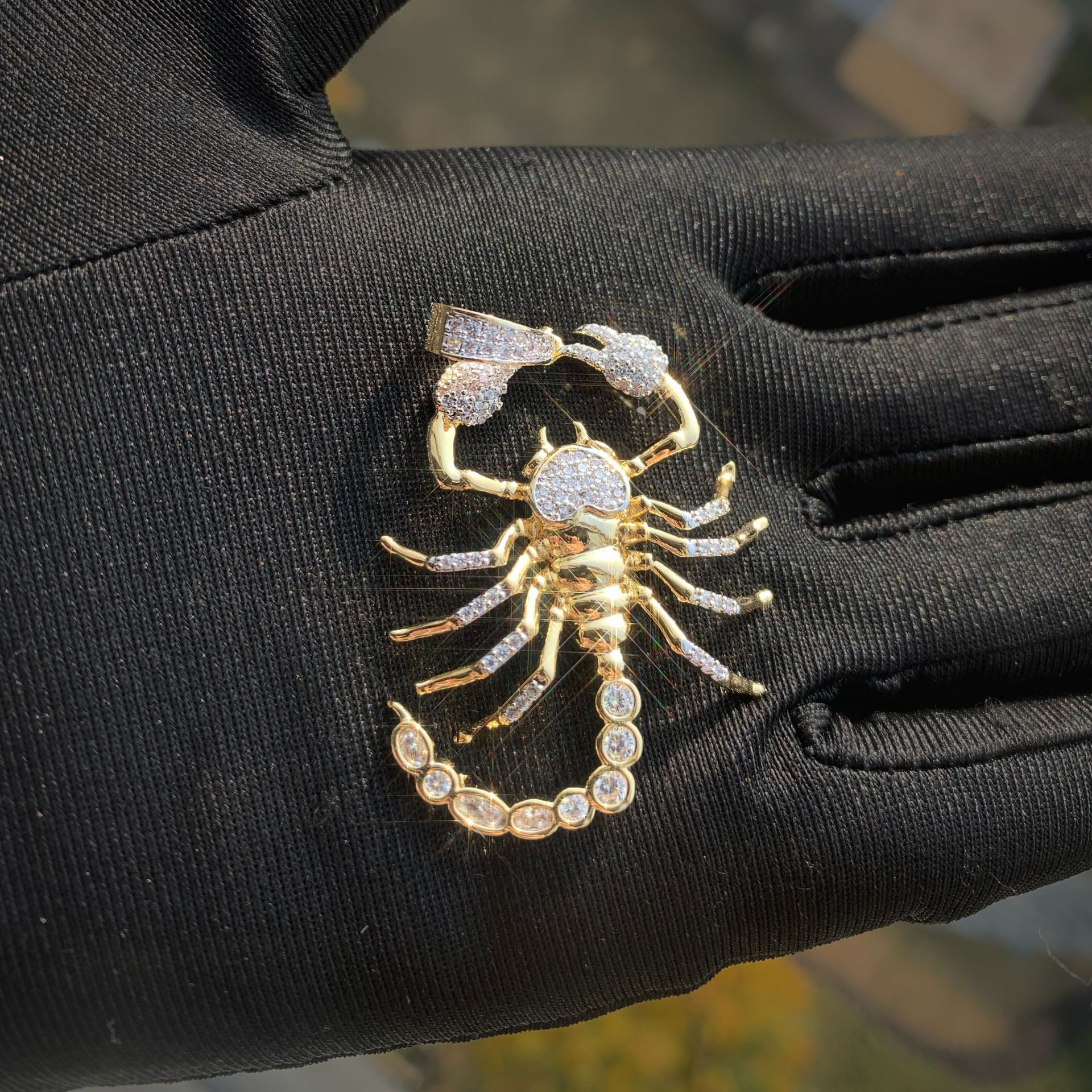 Hip Hop Iced Out Scorpion Pendant Badass Design Men's Necklace VVS Moissanite Bling Jewelry Streetwear Accessory Passes the Diamond Tester