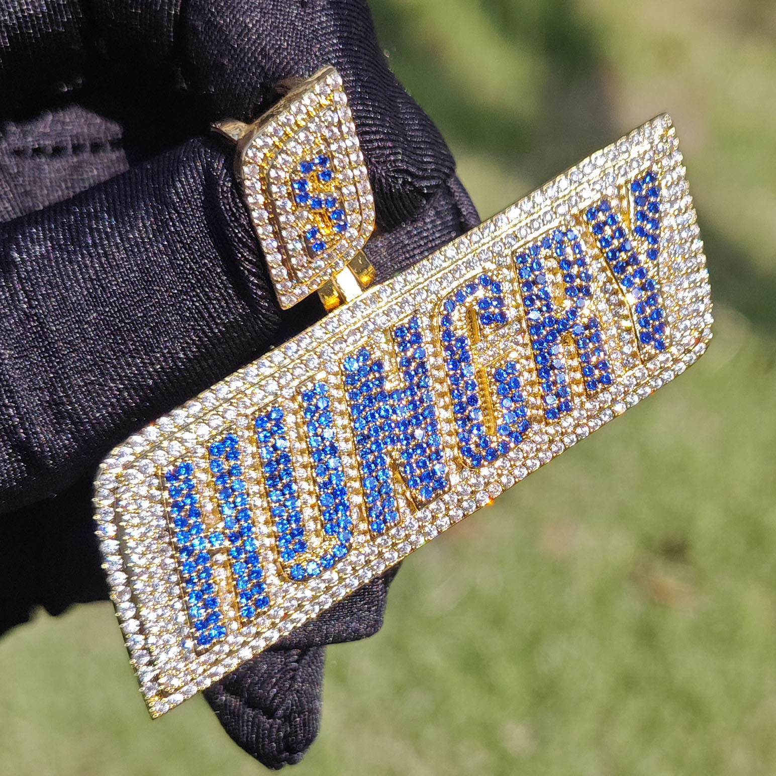 Luxury VVS Moissanite Huncry Brand Iced Out Electroplated Letter Pendant Necklace Hip Hop Individual Versatile Diamond Studded Accessory Pass the diam