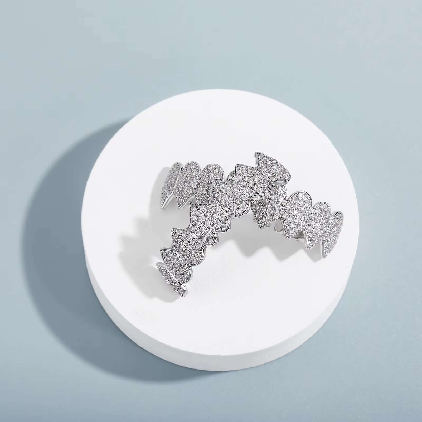 Gold Plated Diamond Heart Top Bottom Teeth Grillz Set Cubic Zirconia Punk Teeth Mouth GrillzOACOCA