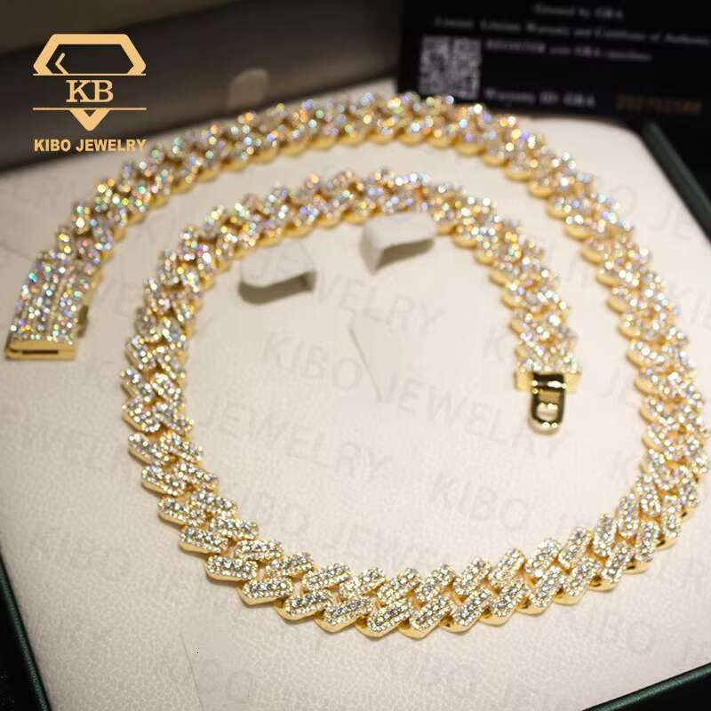Elegant Large Gauge Cuban Chain Jewelry Piece Sparkle Intensely With Eye-Catching Moissanite Beads