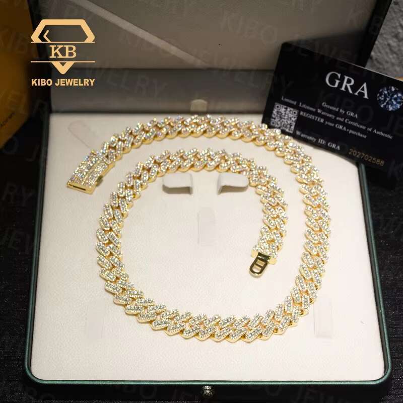 Elegant Large Gauge Cuban Chain Jewelry Piece Sparkle Intensely With Eye-Catching Moissanite Beads