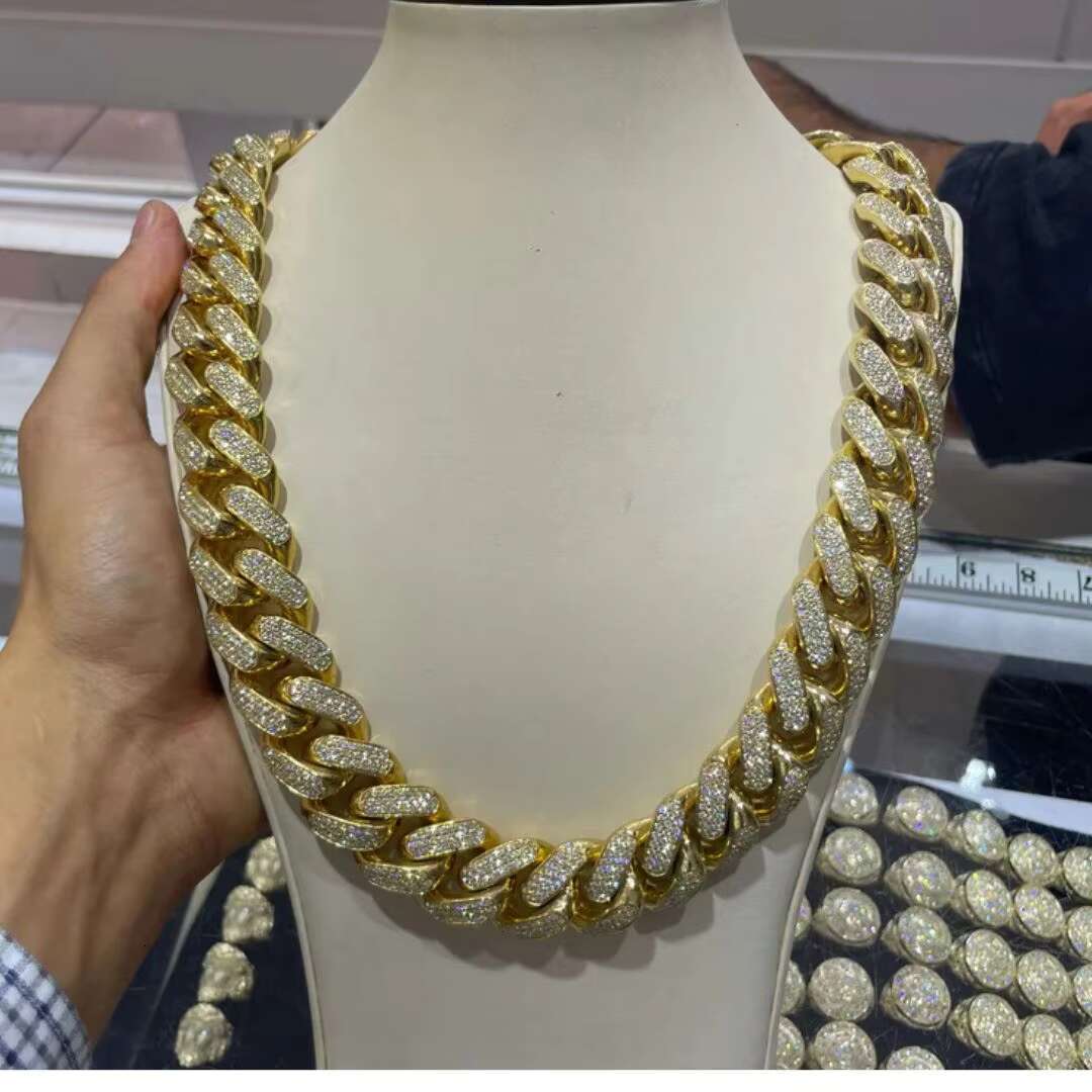 Best High Quality Customized 20 mm Cuban Link Moissanite Diamond Chain 10K GOLD White Yellow Gold Diamond Chain Vvs lab diamonds