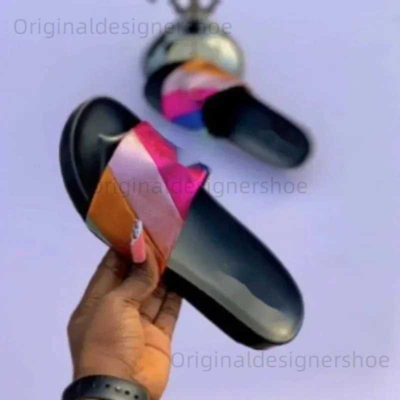 Slippers Luxury Womens Shoes Soft Sole Slide Summer New 2025 Large Coat Colorful Eagle Head Thick Sole Slide T250626