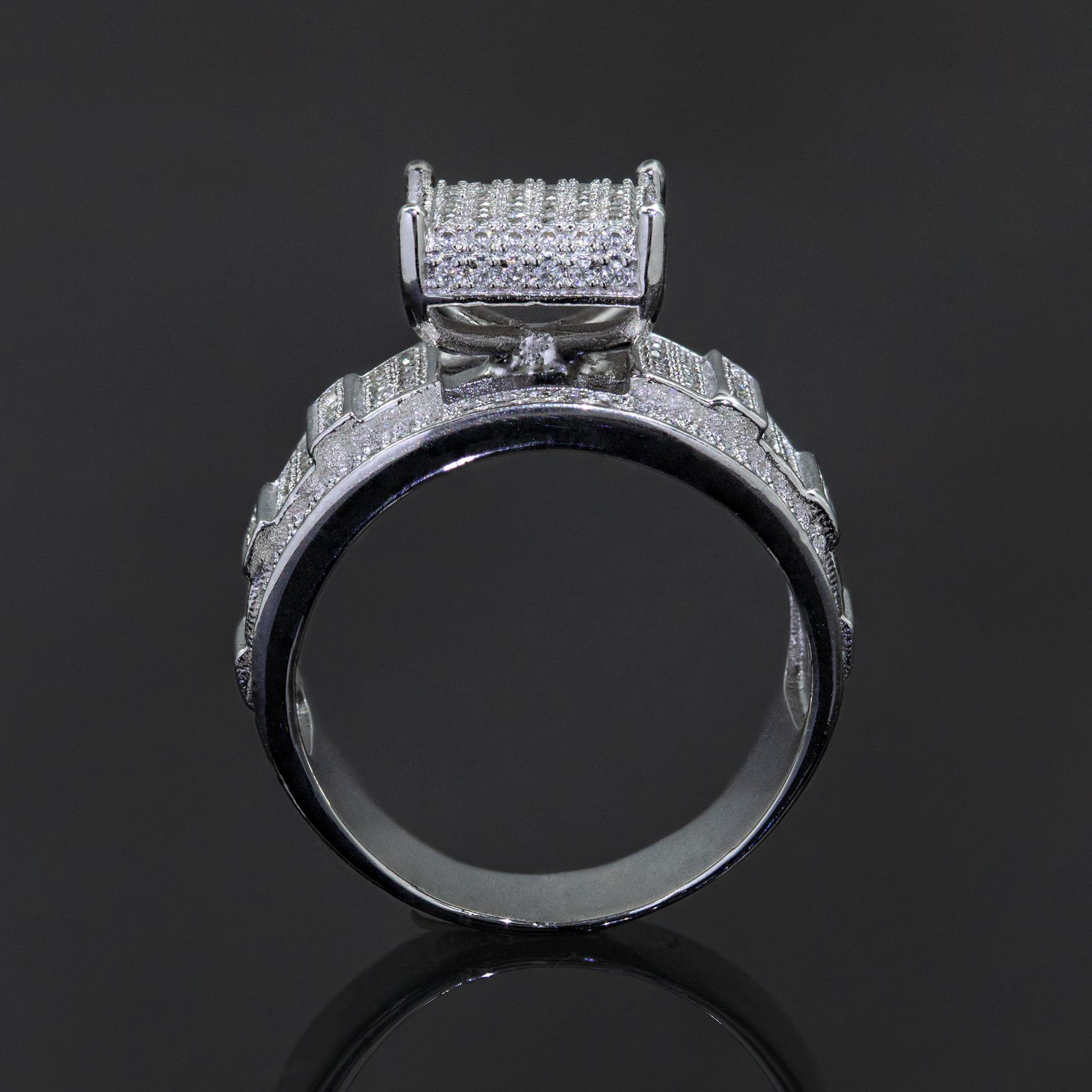 Classic Hip Hop Fire Jewelry Iced Out VVS1 Moissanite Shining Diamond Man Ring
