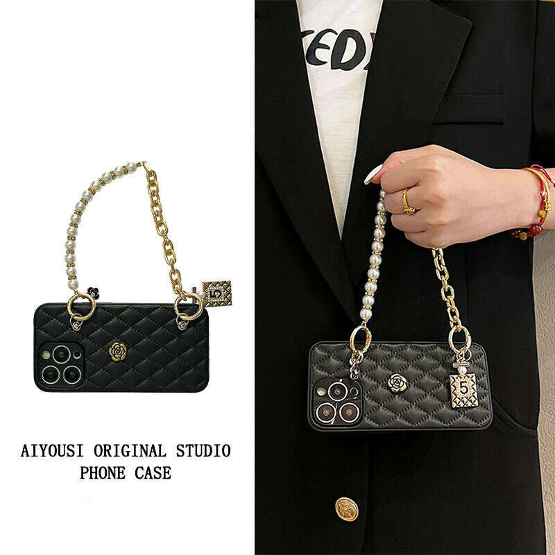 High-end Chanel-style Leather Camellia Handbag Chain Compatible with Apple 16 Pro Max Crossbody 15 Phone Case 14 PM