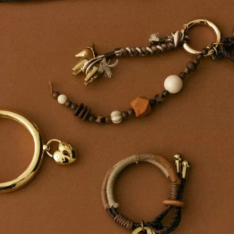 INS Blogger Favorite Horse Sculpture Keychain Pendant - Handwoven Minimalist n Bag Chain M213 250618
