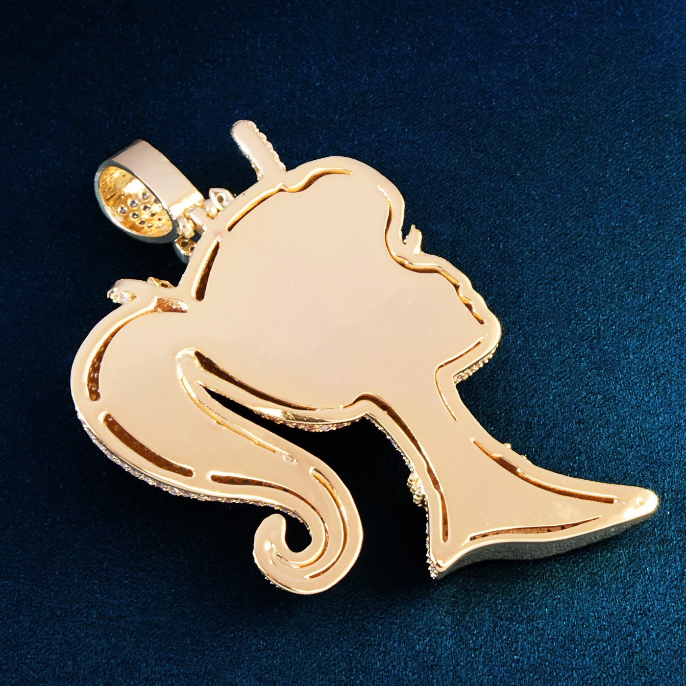 Luxury VVS Moissanite New Iced Out Cute Barbie Queen Diamond Studded Niche Versatile Hip Hop Pendant Necklace Passes the Diamond Tester