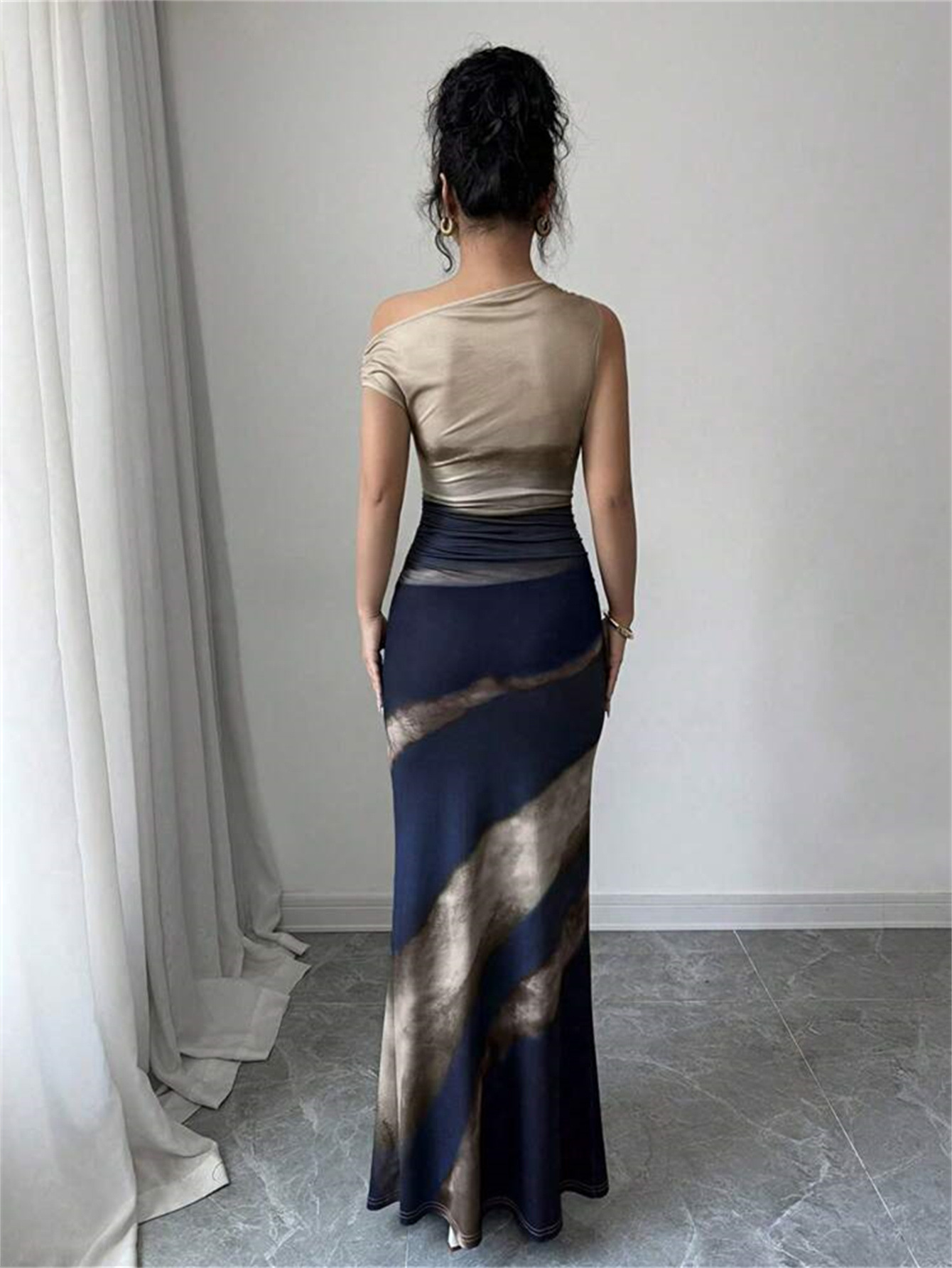 M626New hot contrast color temperament slim shoulder sleeveless slit dress