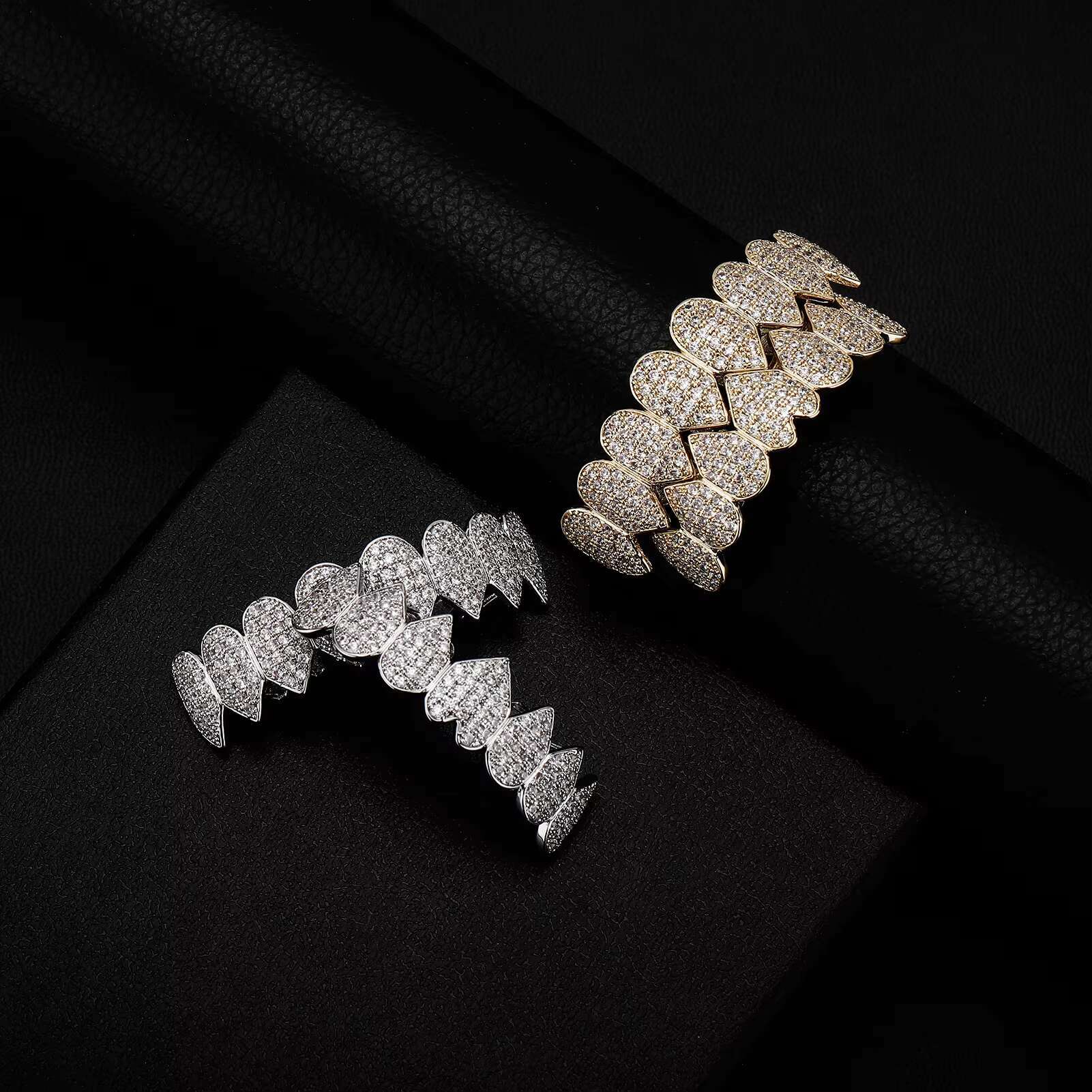 Gold Plated Diamond Heart Top Bottom Teeth Grillz Set Cubic Zirconia Punk Teeth Mouth GrillzOACOCA