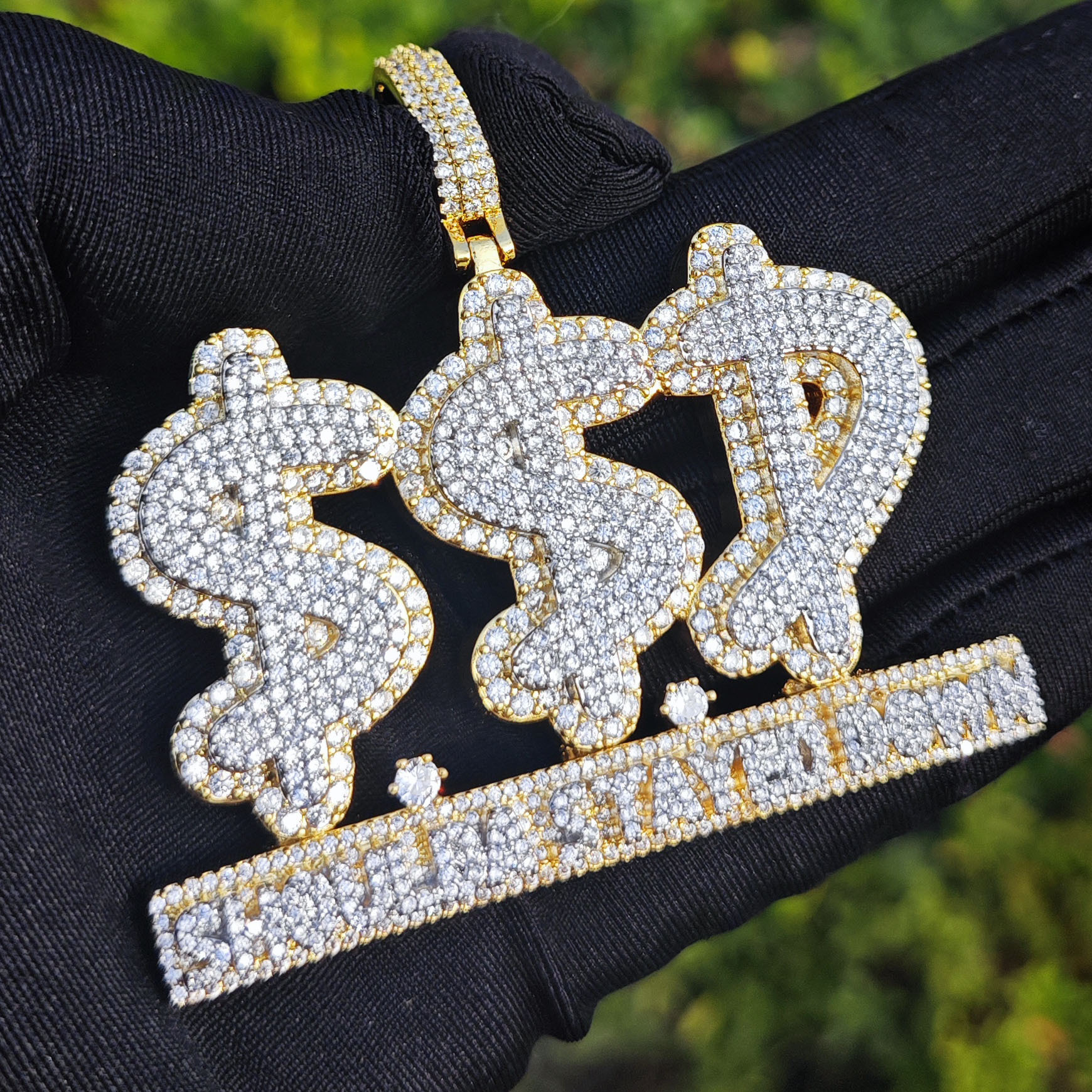 Luxury VVS Moissanite Streetwear Brand Full Iced Out Alphabet Pendant Necklace Hip Hop Individual Versatile Diamond Studded Accessory Pass the Diamond