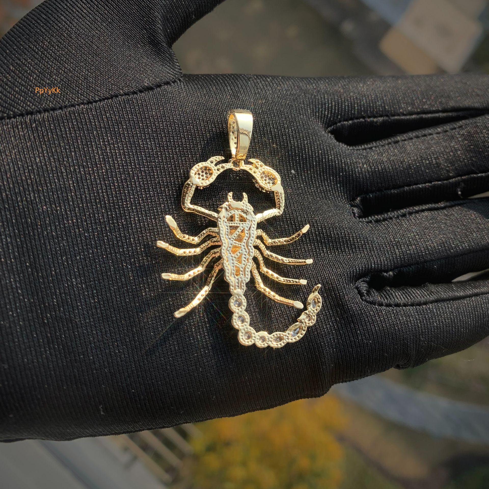 Hip Hop Iced Out Scorpion Pendant Badass Design Men's Necklace VVS Moissanite Bling Jewelry Streetwear Accessory Passes the Diamond Tester