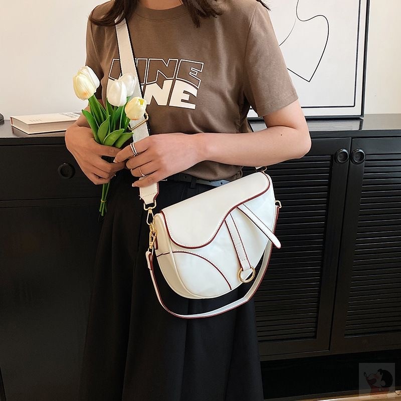 Designer bag saddle bag quality fashion dressing banquet shoulder bag luxury bag 2025 new crossbody bag canvas pu strap phone lipstick storage mother 