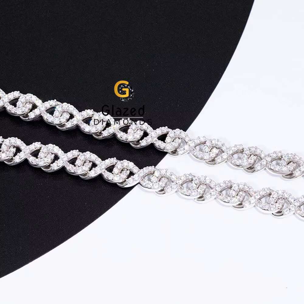 Wear Stylish and Elegant Cuban Link Chain That Suits Everyone and Shows Amazing Design in 925 Sterling Silver Moissanite Diamond
